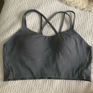Lululemon like a cloud bra